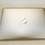 落下による液晶不良（Apple/MacBook Air）の写真