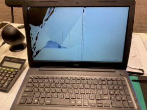 DELL inspiron3539 液晶パネル交換！の記事画像