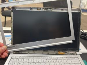 Let`s note CF-SX3の液晶割れ パソコン修理 | 液晶修理.Net