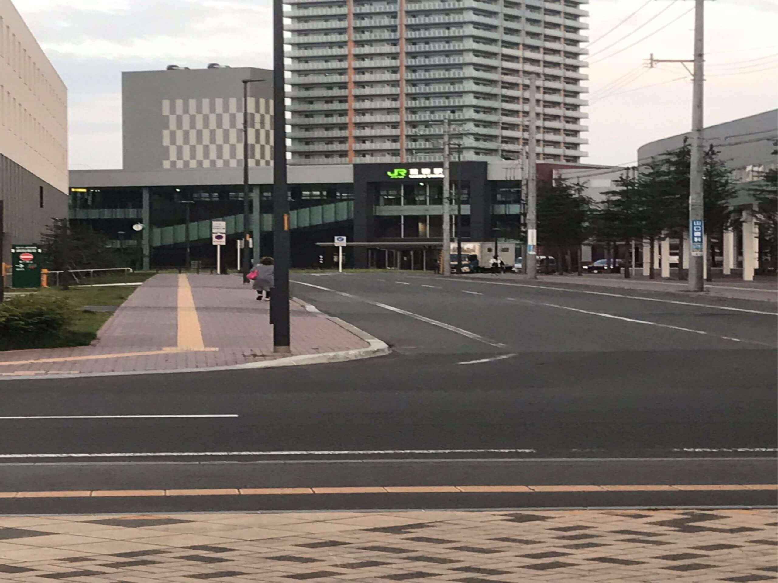 JR苗穂駅を出ます