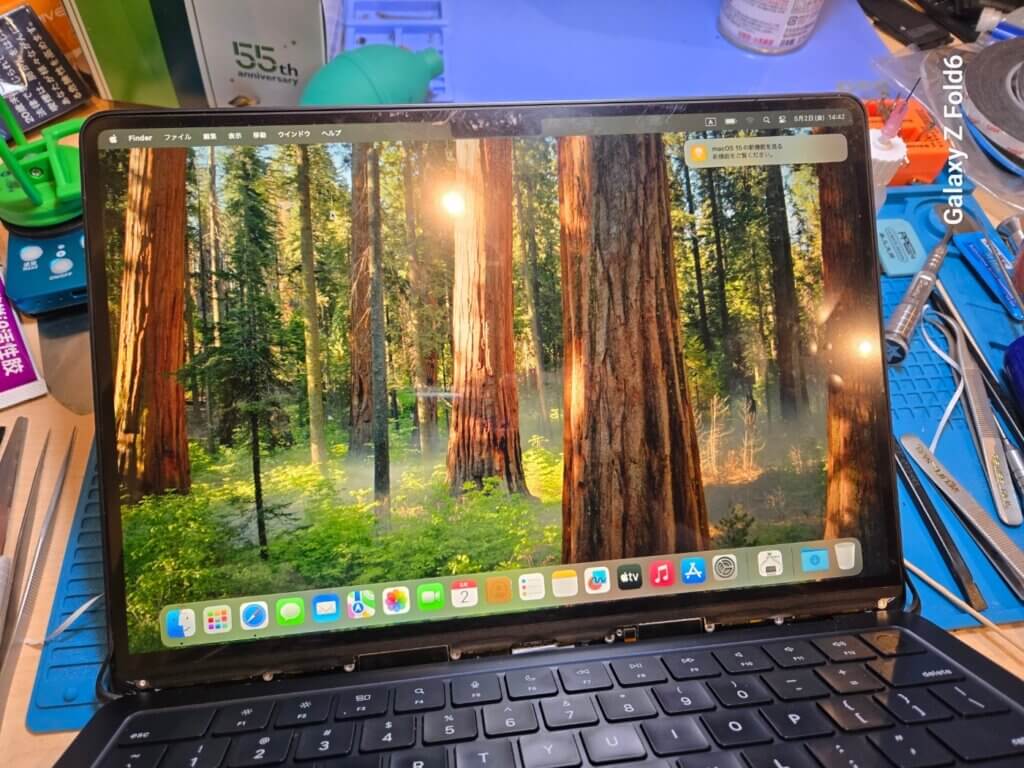Macbookの液晶が割れてしまった！ Macbook M2 Air A2681 - パソコン