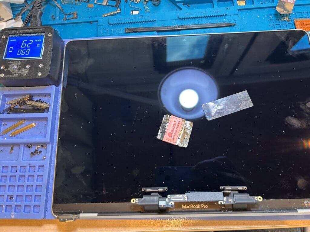 本日の修理）MacBook Pro M1 A2338 液晶交換 - パソコン修理・データ