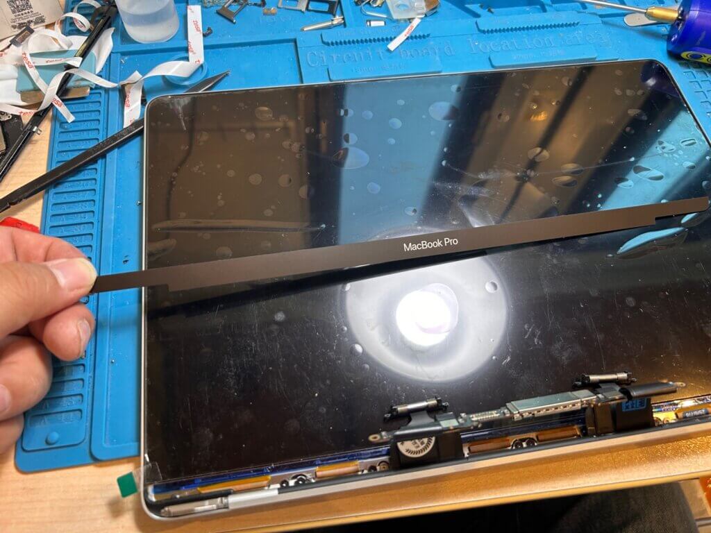 MacBookPro2019 シルバー 液晶故障・キー外れあり MacBookPro2019 シルバー 液晶故障・キー外れあり MacBookPro2019